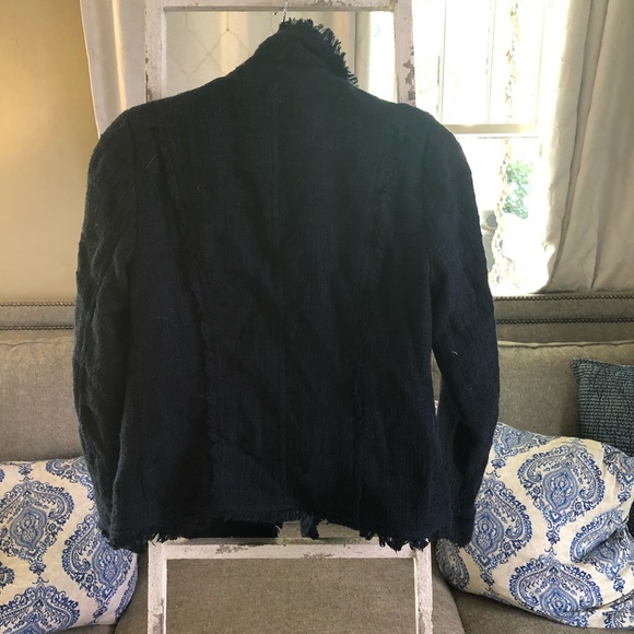 Blazer - Picture 3 of 4